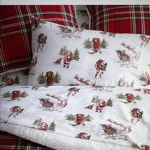 Pottery Barn Christmas Sheets